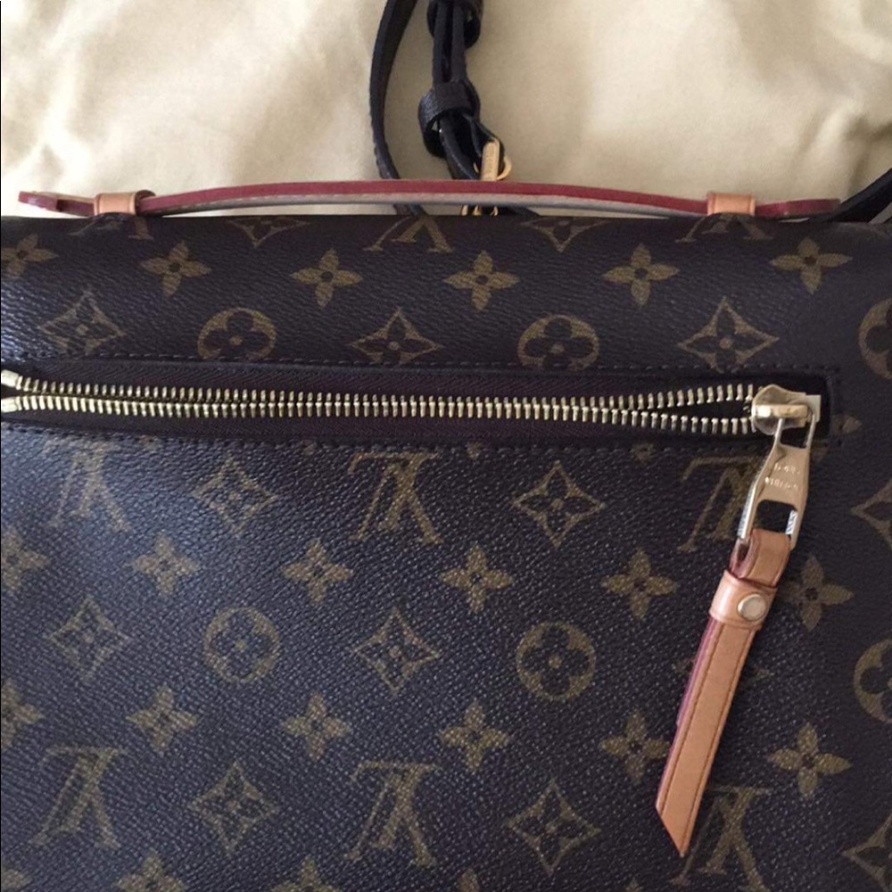 ❌❌SOLD❌❌Authentic LOuis Vuitton Pochette Métis🌹 - Picture 12 of 15